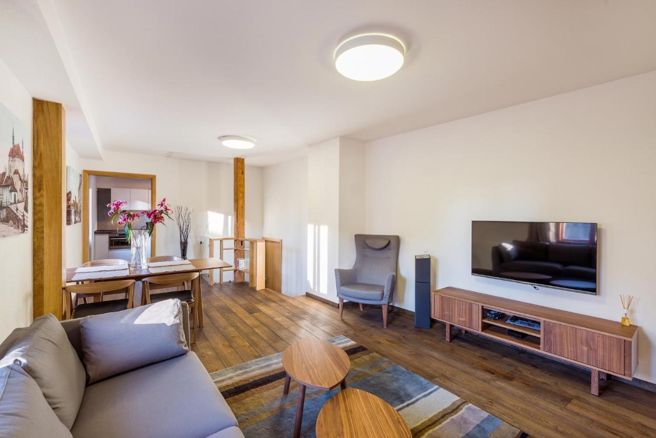 Hébergement de vacances Modern In A Picturesque 15th-century Building *